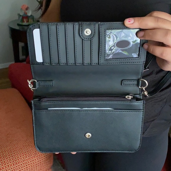 Guess crossover bag - Picture 3 of 7